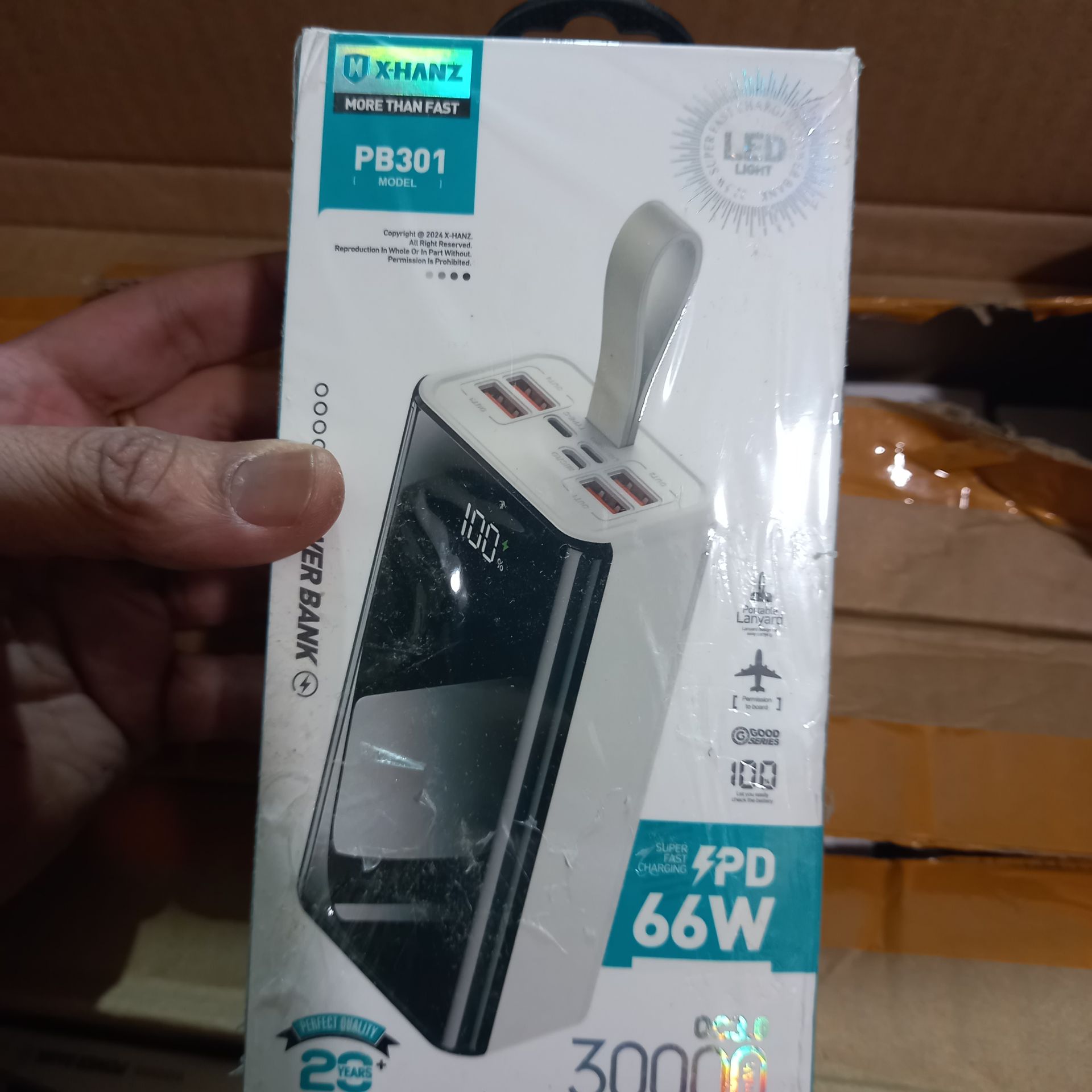 پاوربانک X-HANZ مدل PB301 ظرفیت ۳۰ هزار میلی آمپر با شارژ سریع